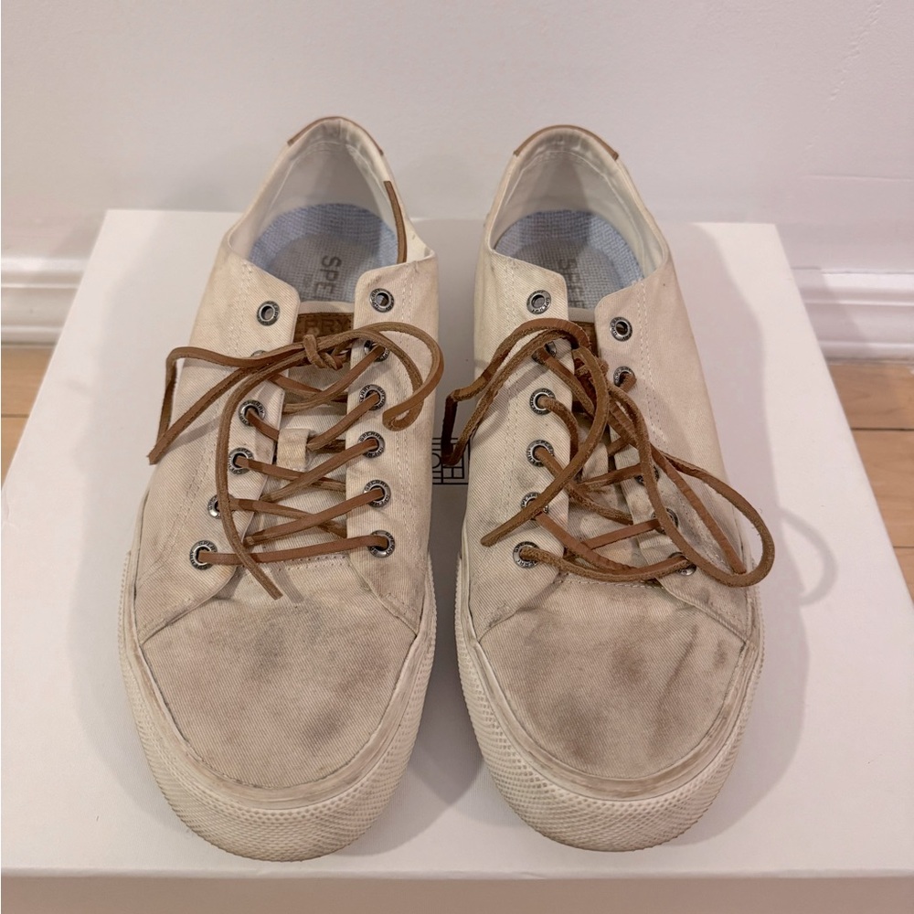 Sperry Stiper II LTT Canvas Sneaker in Salt Washed White (Men’s 11).